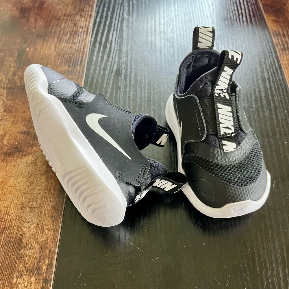 Nike 4c Tennis Shoes size 4c